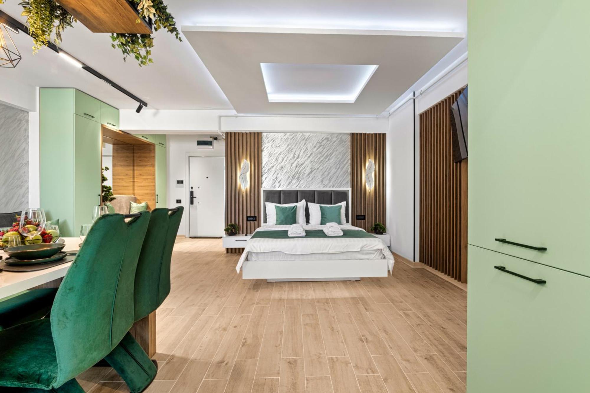 Năvodari Arrogance Queen Studio - Infinity Pool & Spa מראה חיצוני תמונה